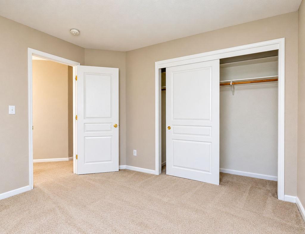 1500 Scenic Dr #2, Modesto, CA 95355