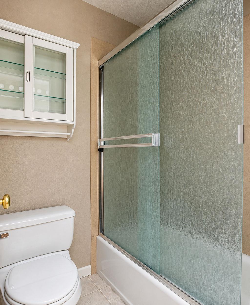 1500 Scenic Dr #2, Modesto, CA 95355