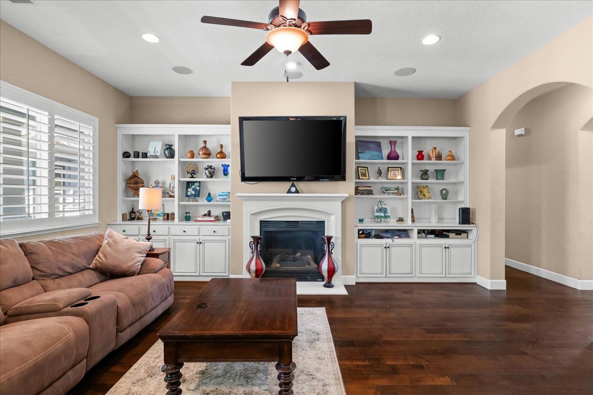 1781 N Ripon Rd, Ripon, CA 95366