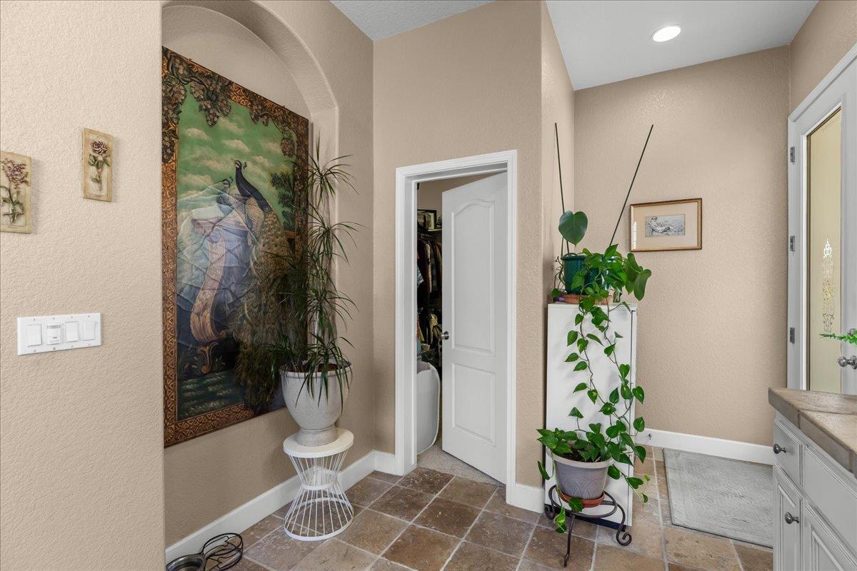 1781 N Ripon Rd, Ripon, CA 95366