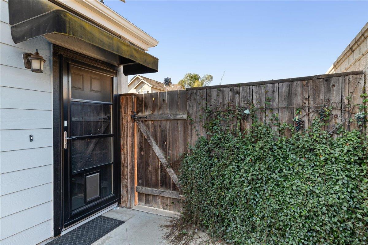 1781 N Ripon Rd, Ripon, CA 95366