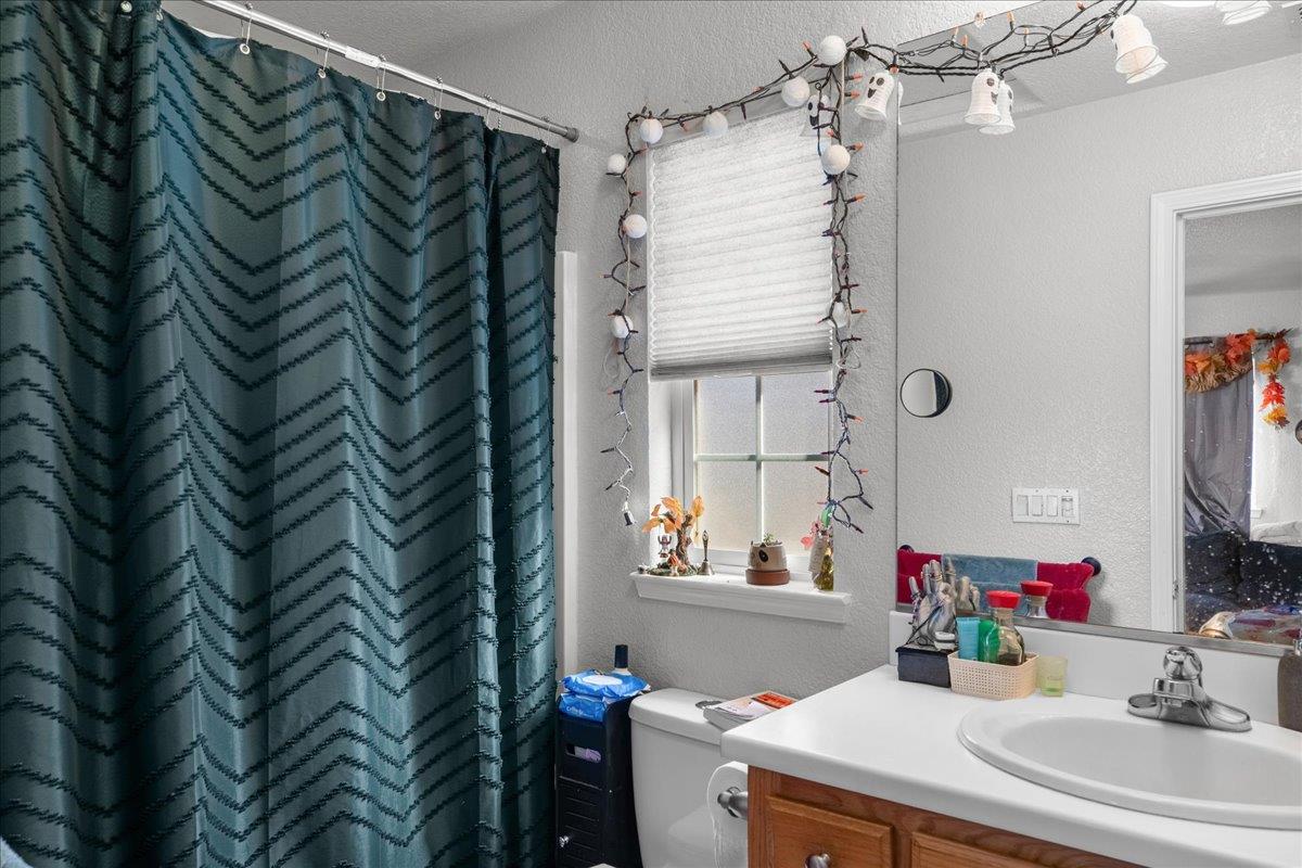 1781 N Ripon Rd, Ripon, CA 95366