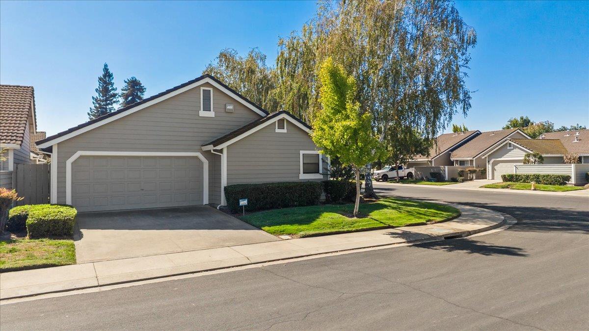 3608 Blackstone Way, Modesto, CA 95356