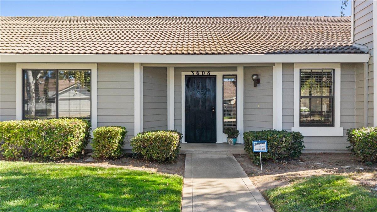 3608 Blackstone Way, Modesto, CA 95356