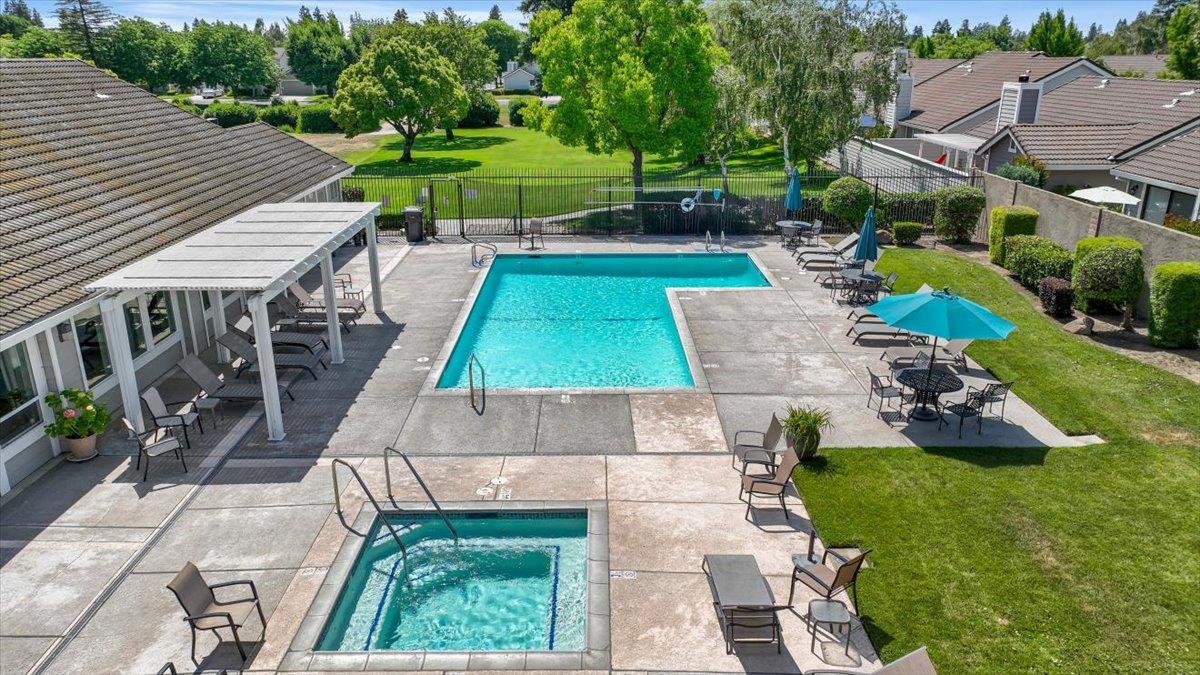 3608 Blackstone Way, Modesto, CA 95356