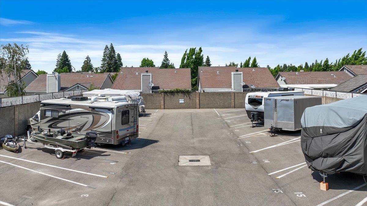 3608 Blackstone Way, Modesto, CA 95356