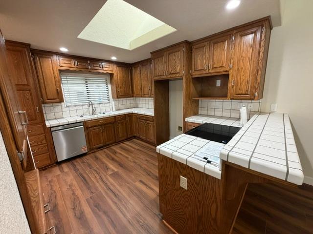 1300 Pleasanton Pl, Oakdale, CA 95361