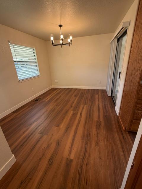 1300 Pleasanton Pl, Oakdale, CA 95361