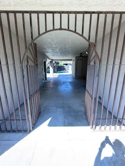 1300 Pleasanton Pl, Oakdale, CA 95361