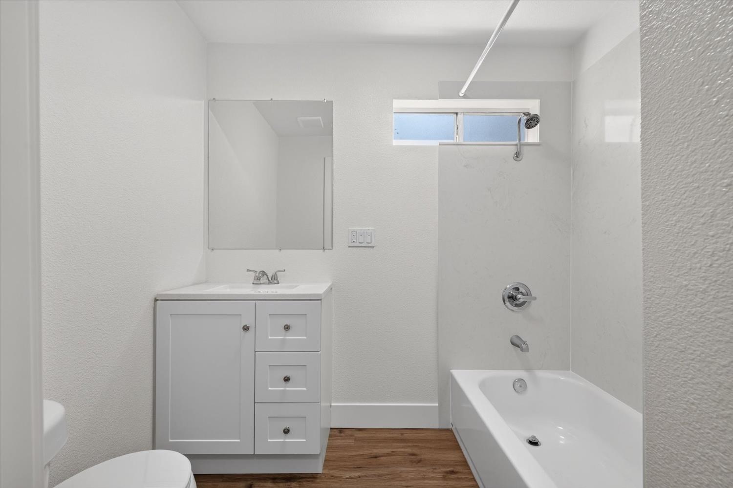 3228 6th St, Ceres, CA 95307