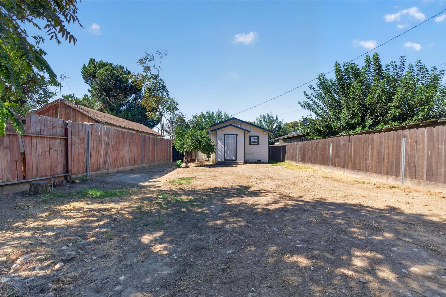 3228 6th St, Ceres, CA 95307