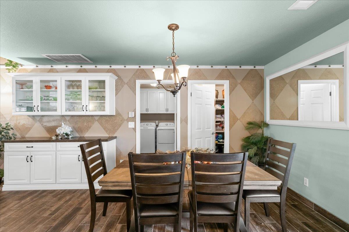 1084 Eastburg Ct, Ripon, CA 95366
