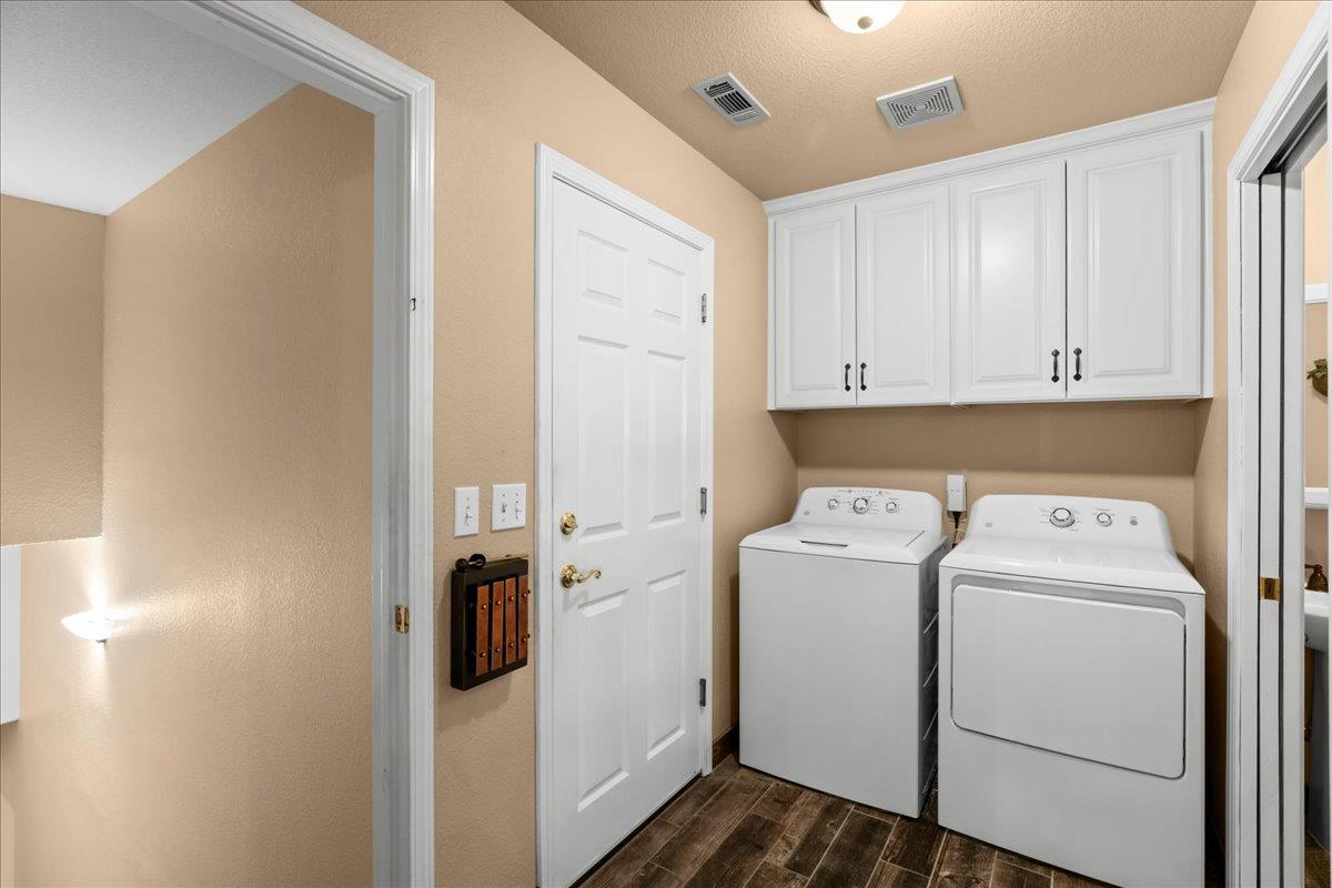 1084 Eastburg Ct, Ripon, CA 95366