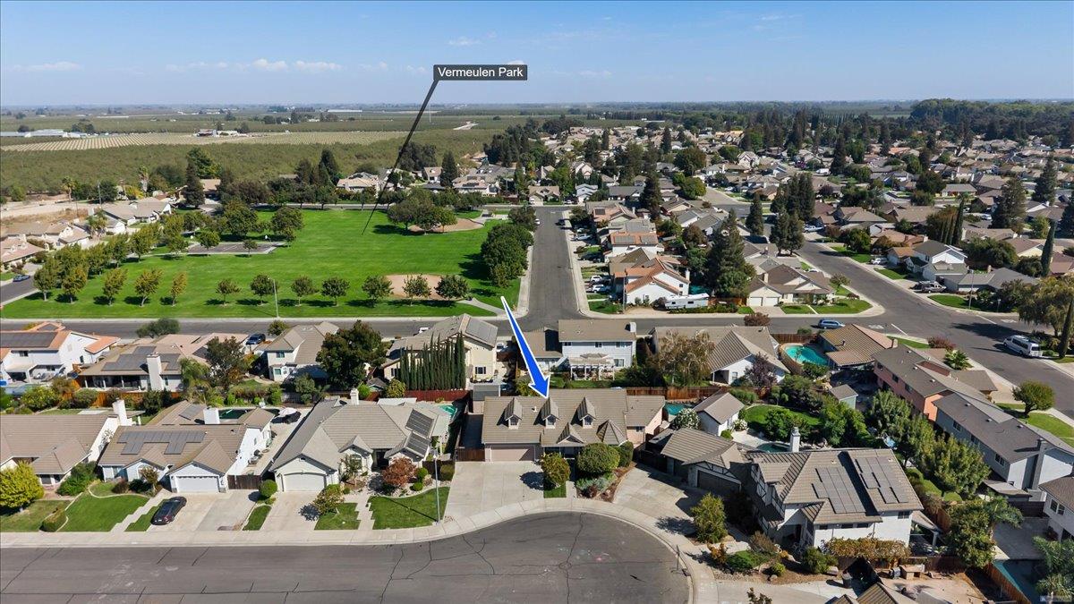 1084 Eastburg Ct, Ripon, CA 95366
