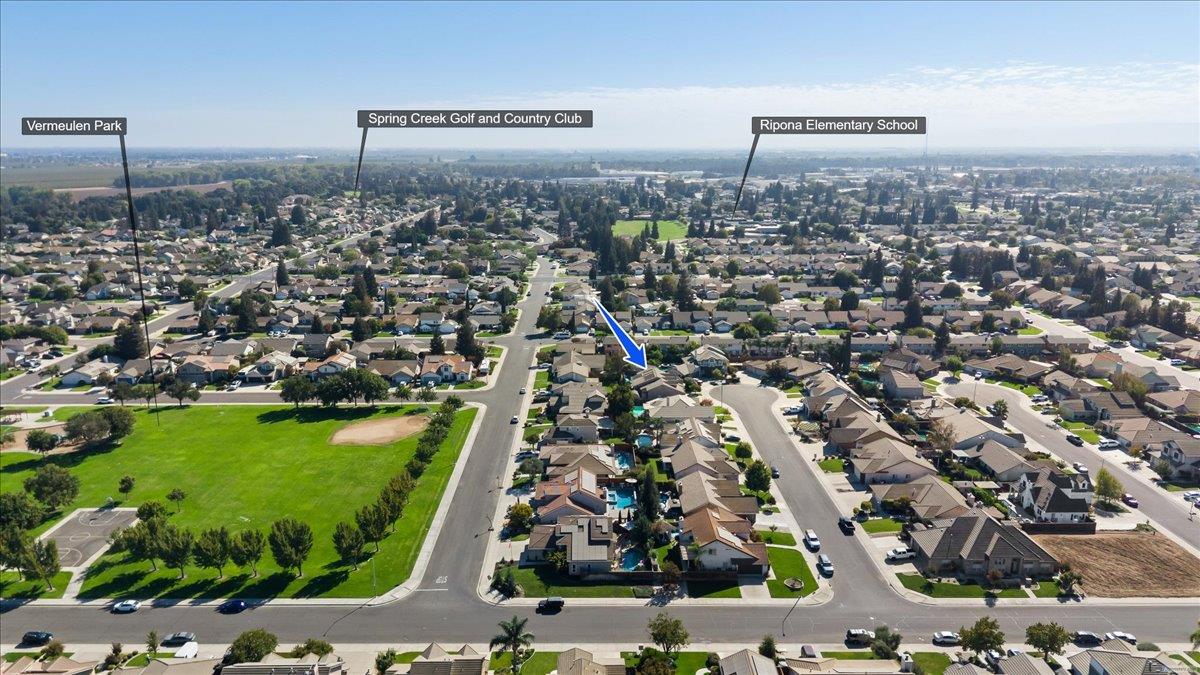 1084 Eastburg Ct, Ripon, CA 95366