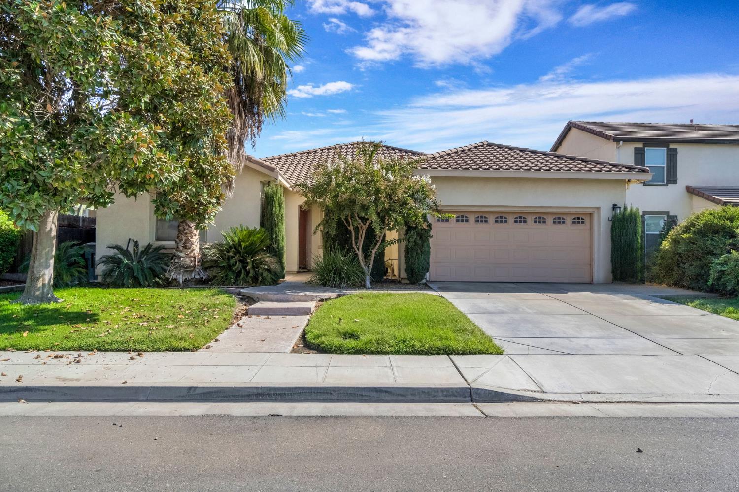 277 San Gabriel Dr, Madera, CA 93638