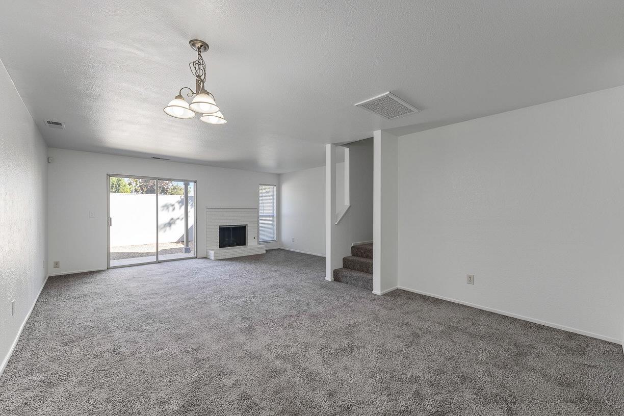 537 Lincoln Ave #B, Modesto, CA 95354