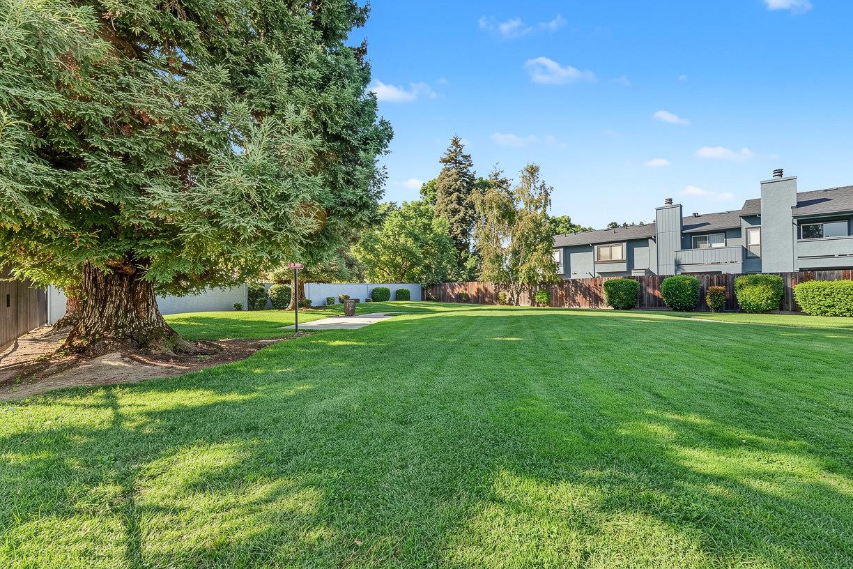 537 Lincoln Ave #B, Modesto, CA 95354