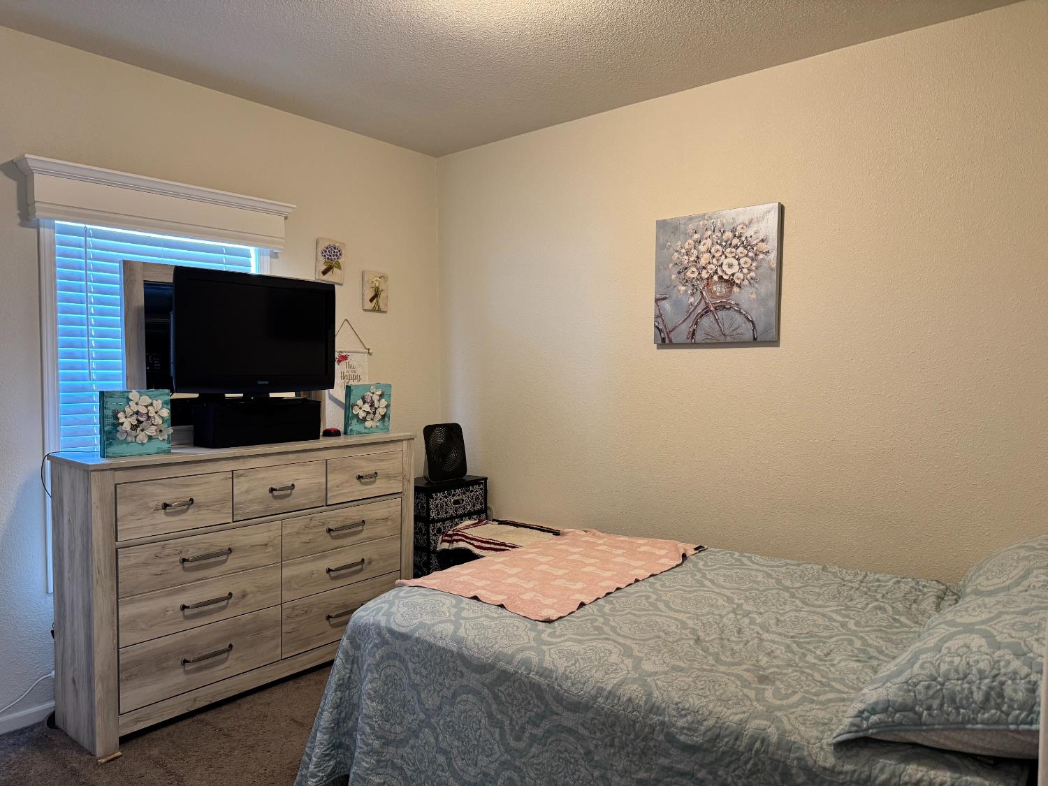 13581 Hoyito Cir, La Grange, CA 95329