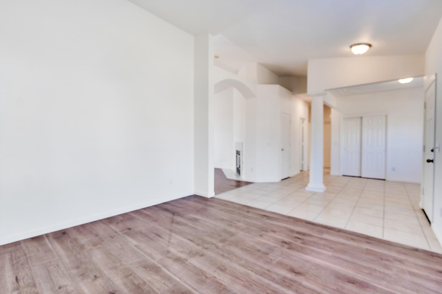 2545 Goldeneye Dr, Los Banos, CA 93635