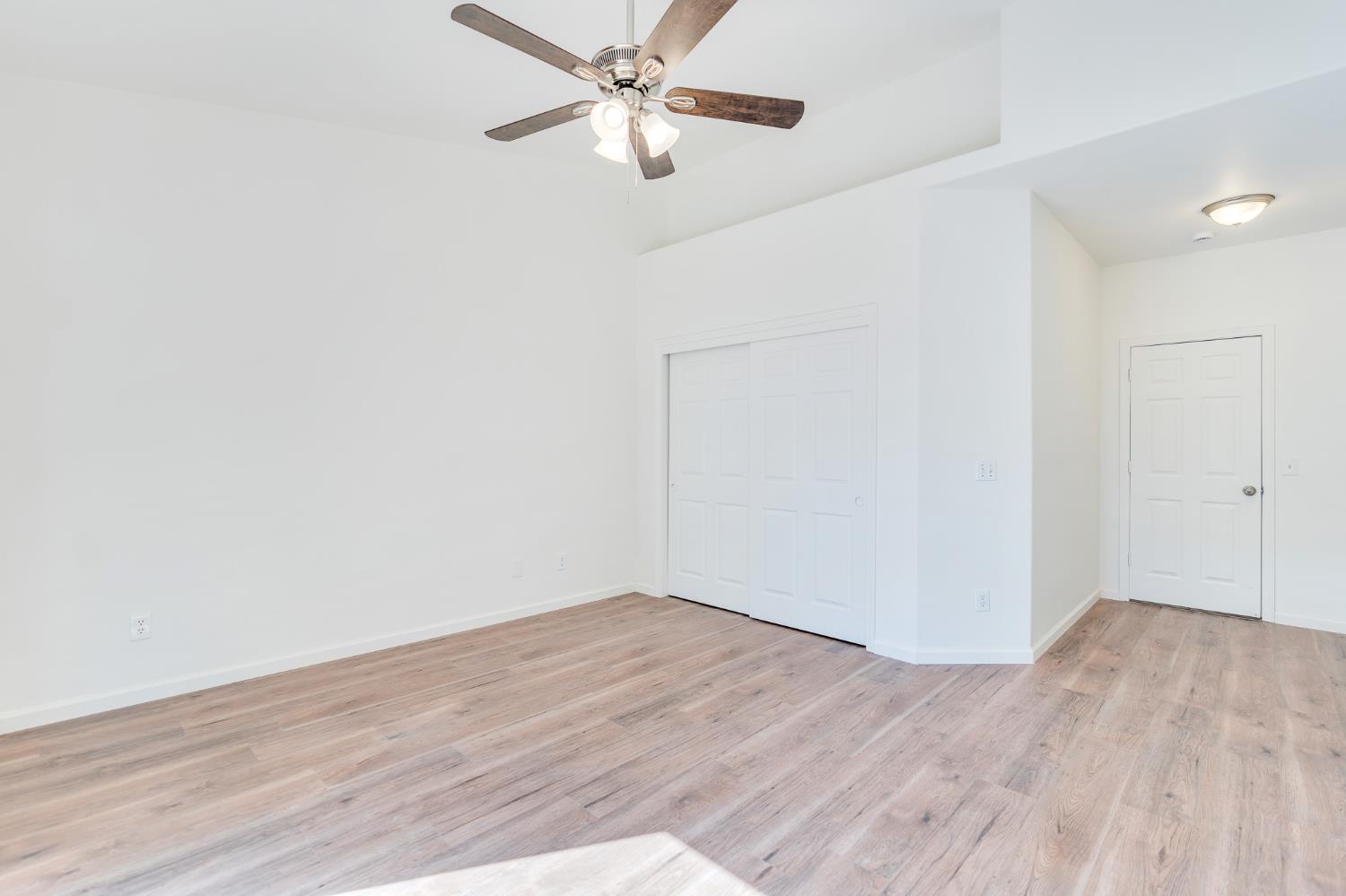 2545 Goldeneye Dr, Los Banos, CA 93635