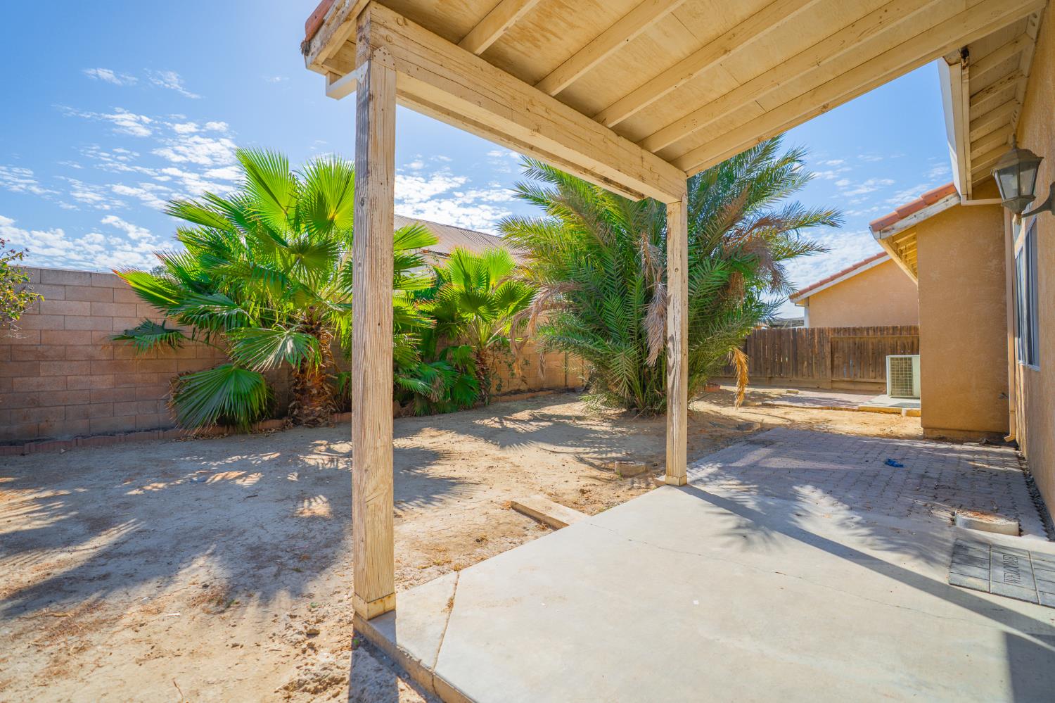 2545 Goldeneye Dr, Los Banos, CA 93635