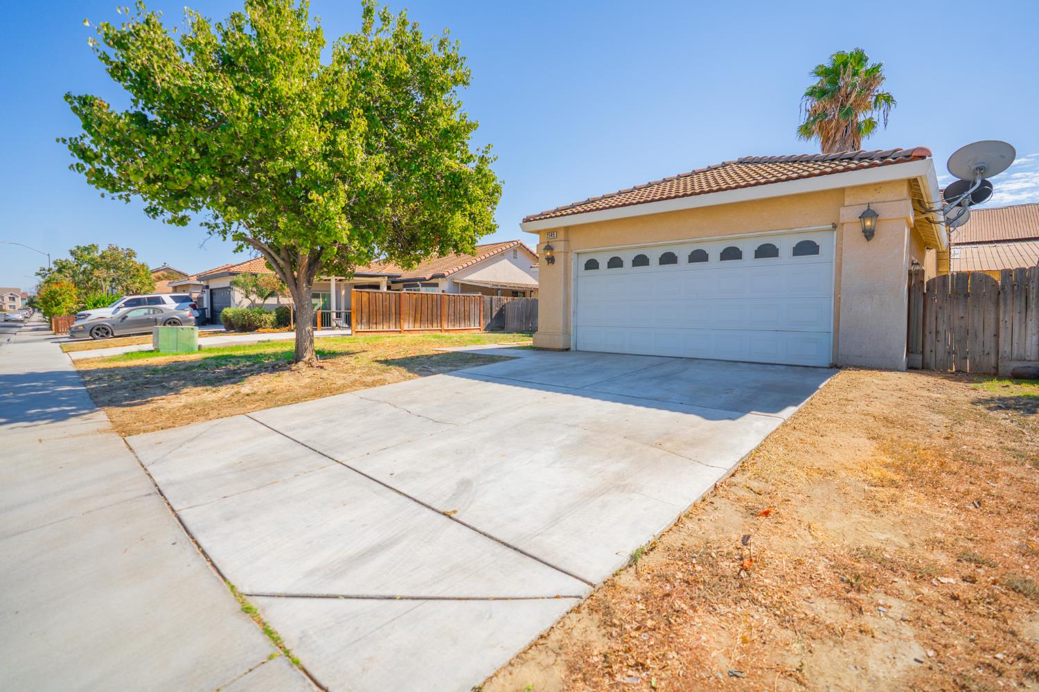 2545 Goldeneye Dr, Los Banos, CA 93635