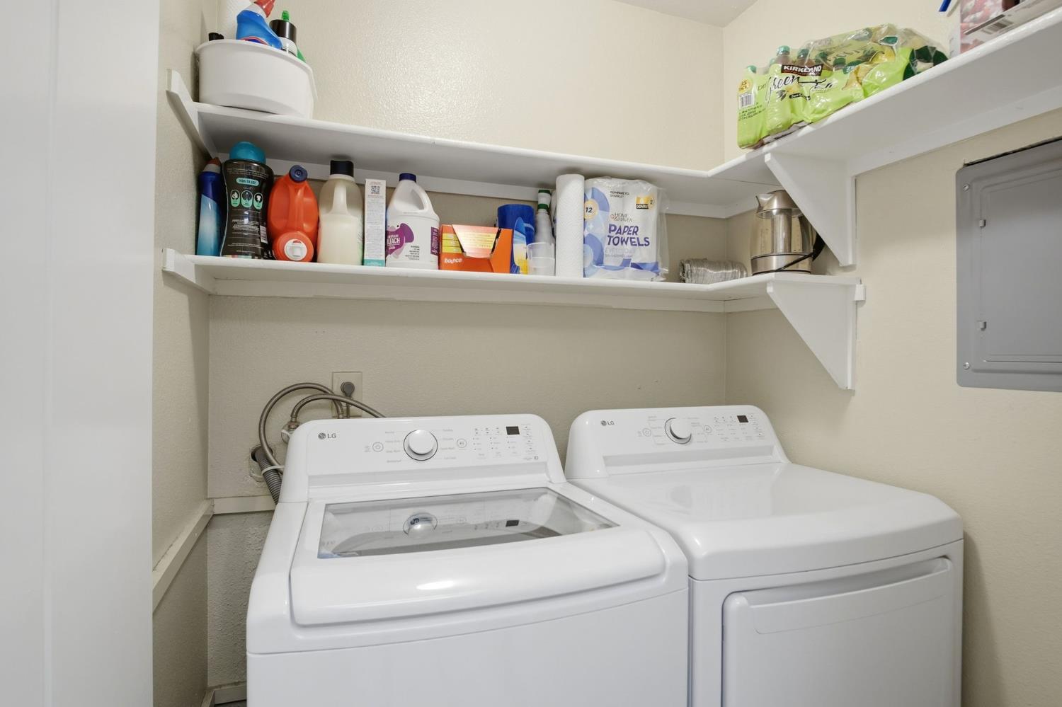 1200 Lakewood Ave #17, Modesto, CA 95355