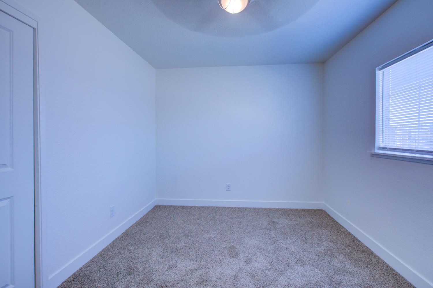 2425 Apache St, Merced, CA 95348