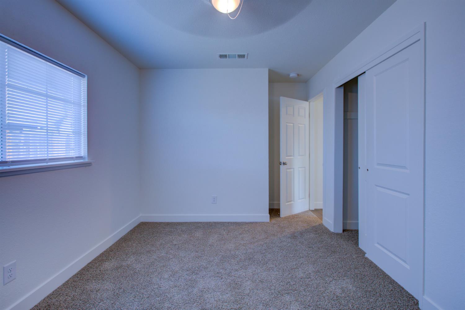 2425 Apache St, Merced, CA 95348