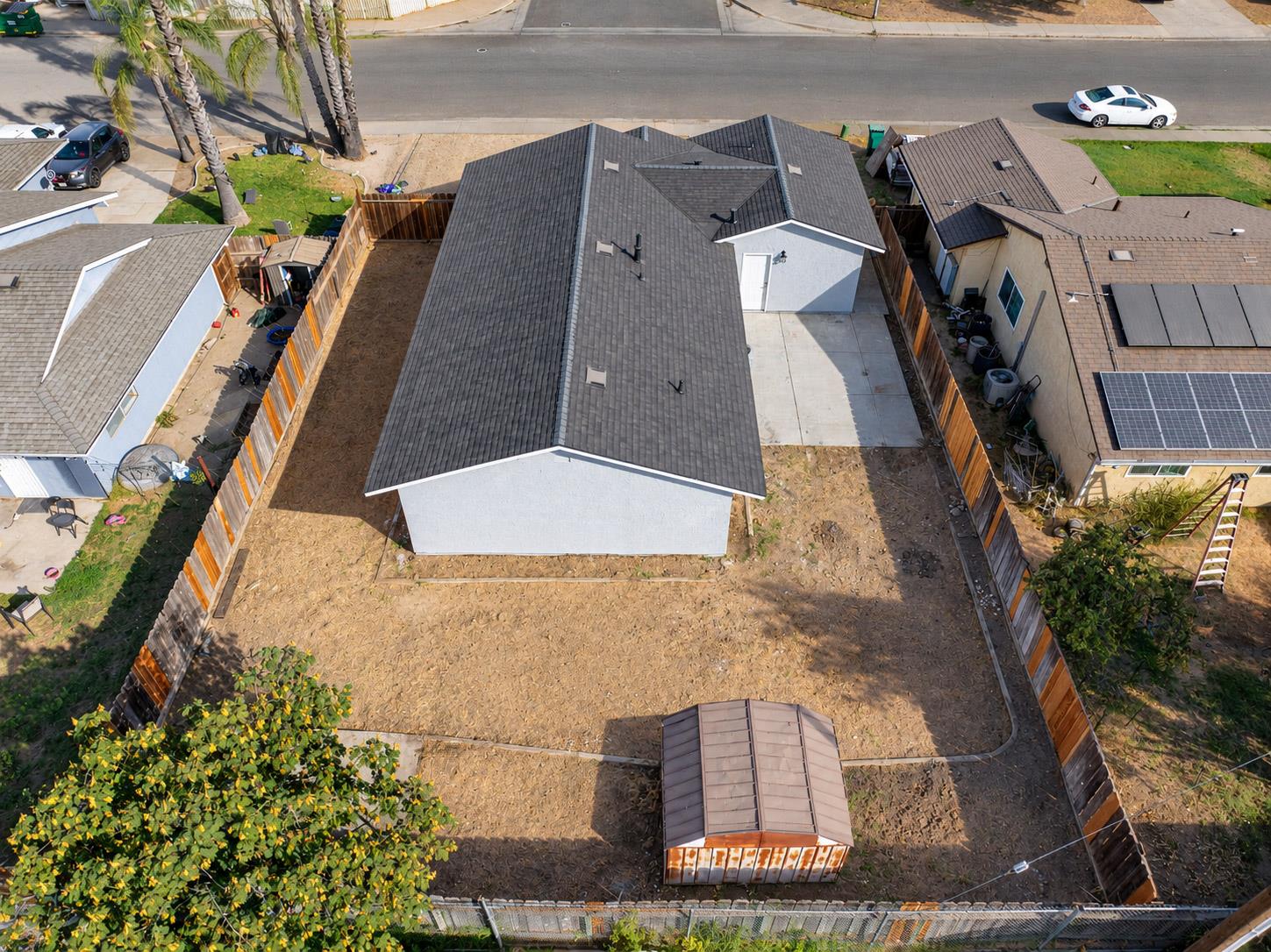 2425 Apache St, Merced, CA 95348