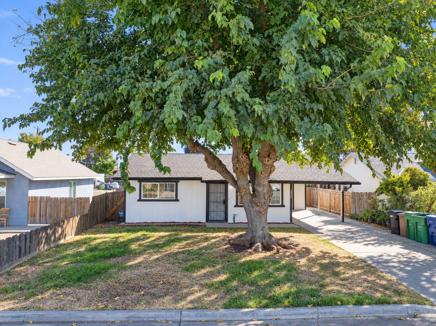2894 Elm Ave, Merced, CA 95348