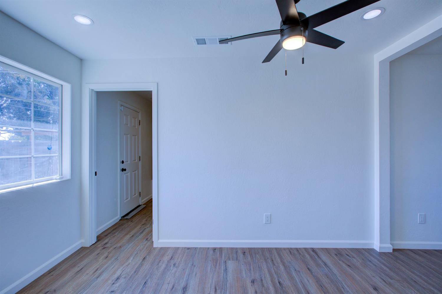 2894 Elm Ave, Merced, CA 95348