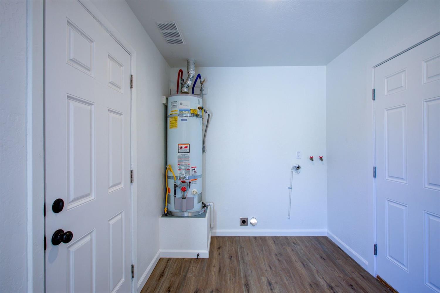 2894 Elm Ave, Merced, CA 95348