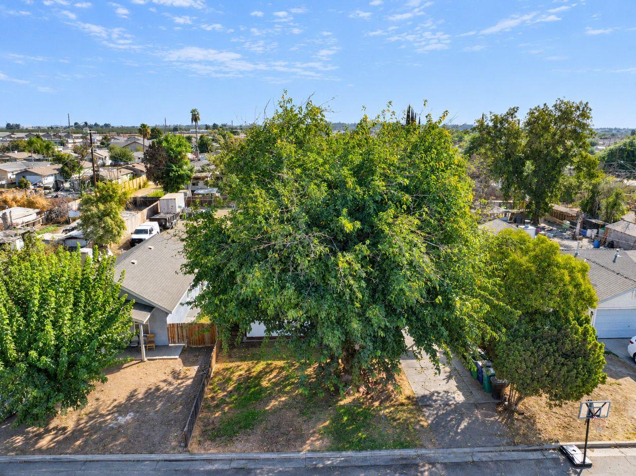 2894 Elm Ave, Merced, CA 95348