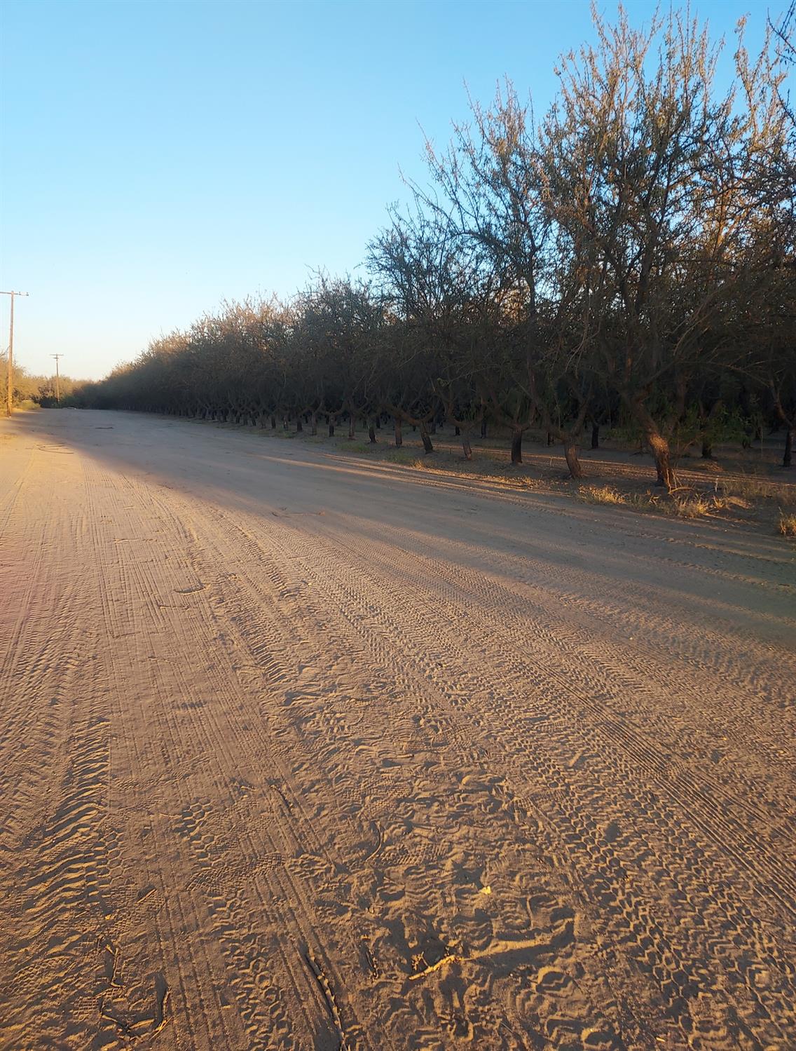 2266 N Hart Rd, Modesto, CA 95358