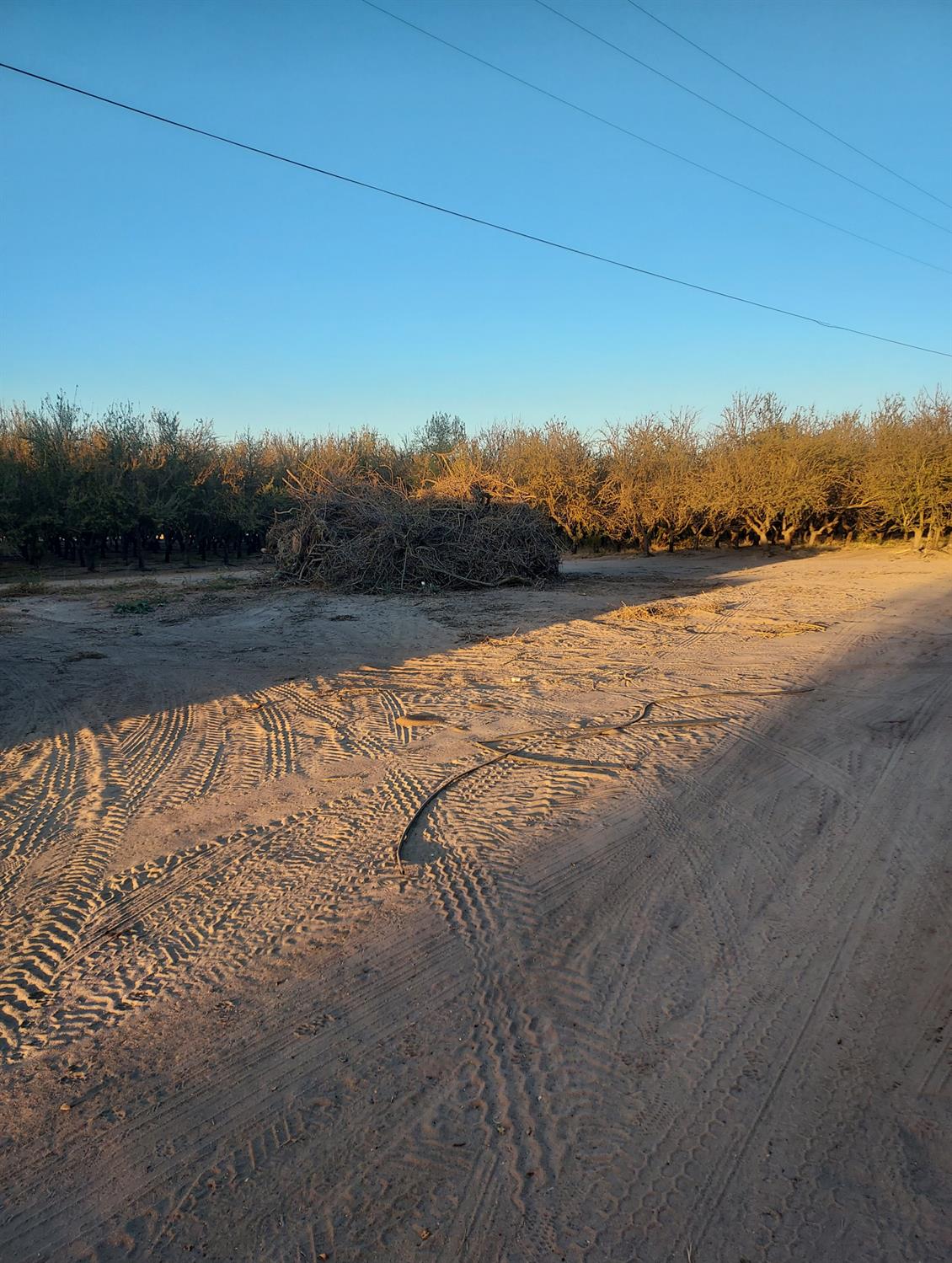 2266 N Hart Rd, Modesto, CA 95358