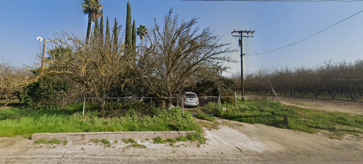 2266 N Hart Rd, Modesto, CA 95358