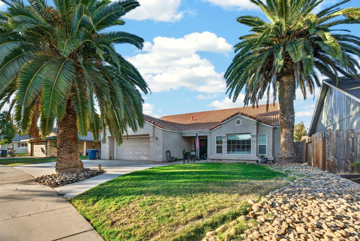 1975 Gettysburg Ave, Merced, CA 95340