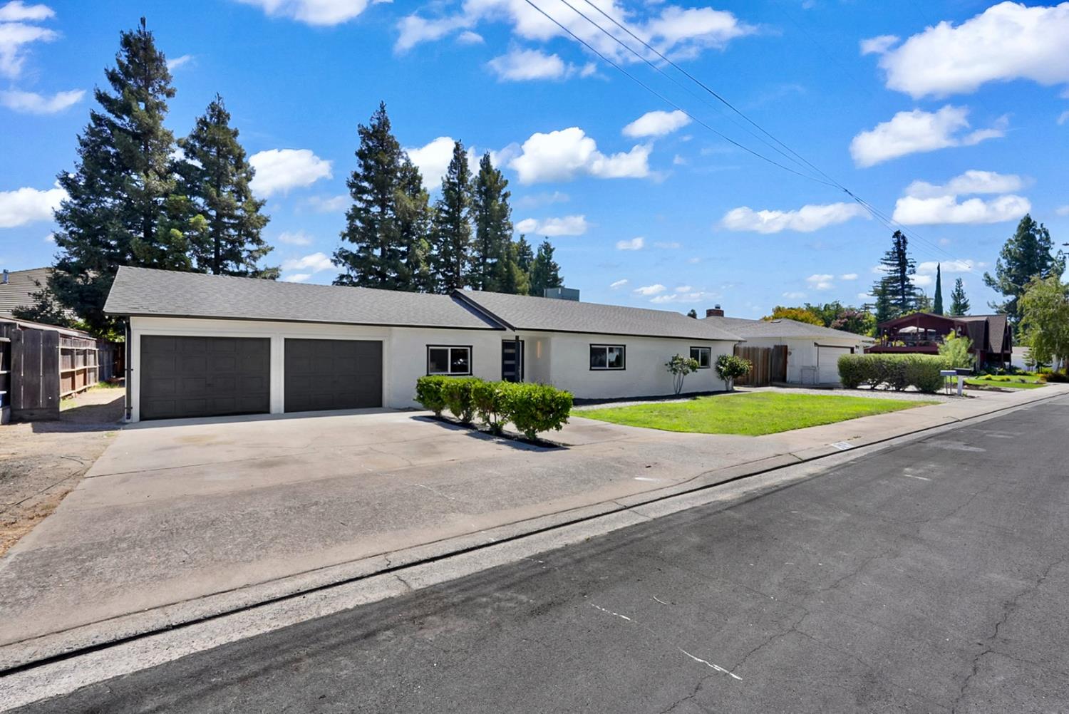 1424 La Salle Dr, Turlock, CA 95382
