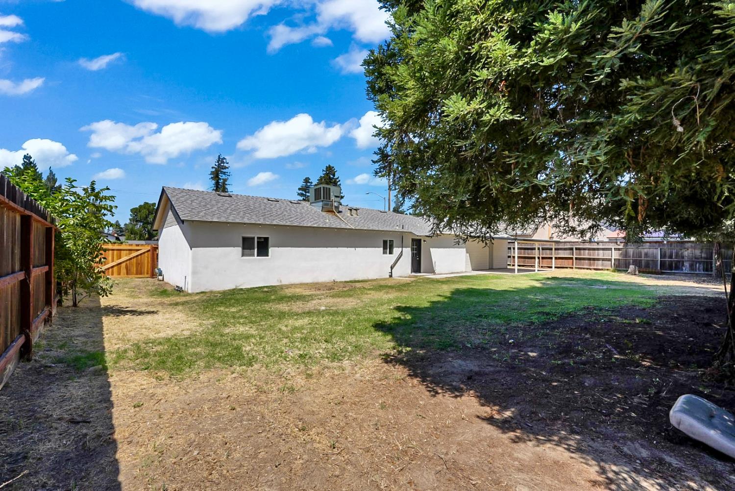 1424 La Salle Dr, Turlock, CA 95382