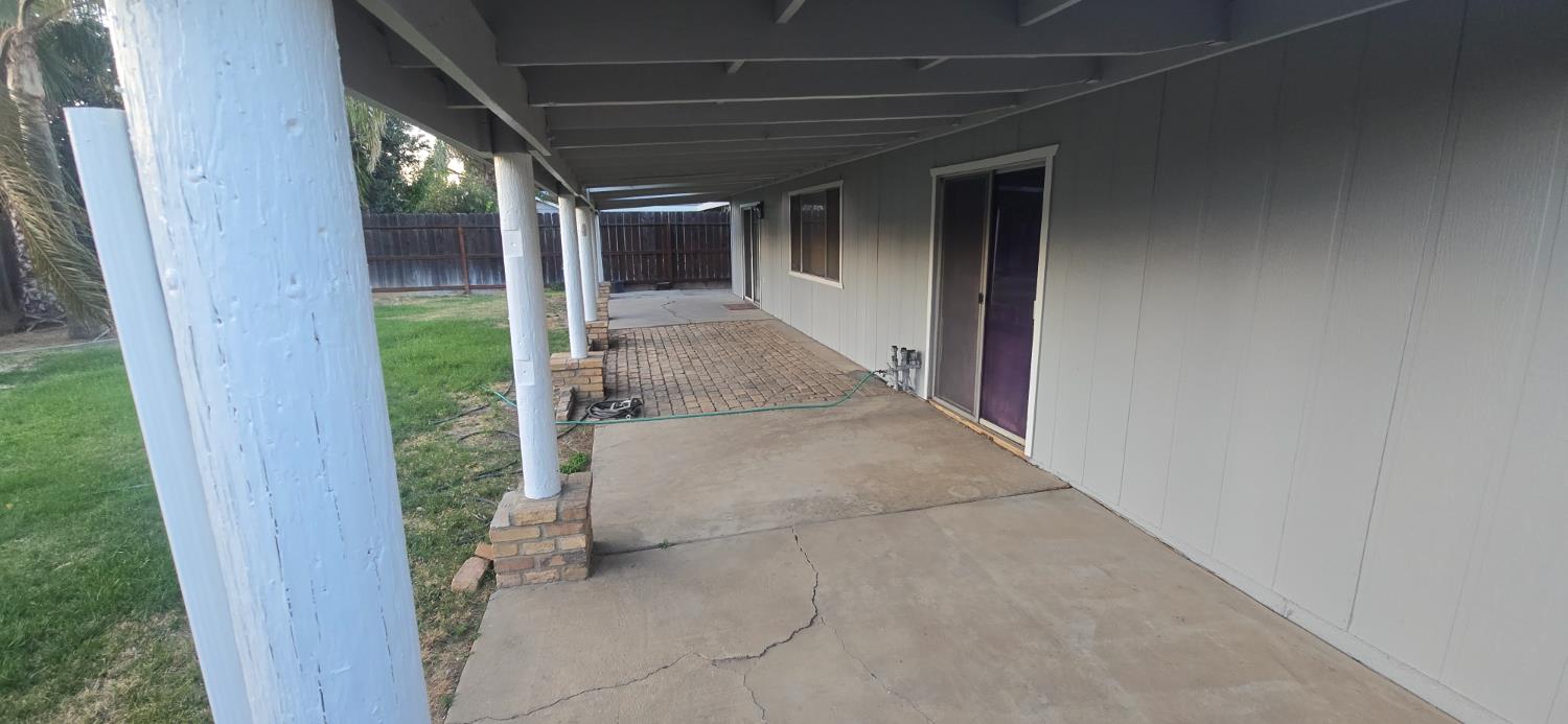 2747 Saratoga Ave, Merced, CA 95340