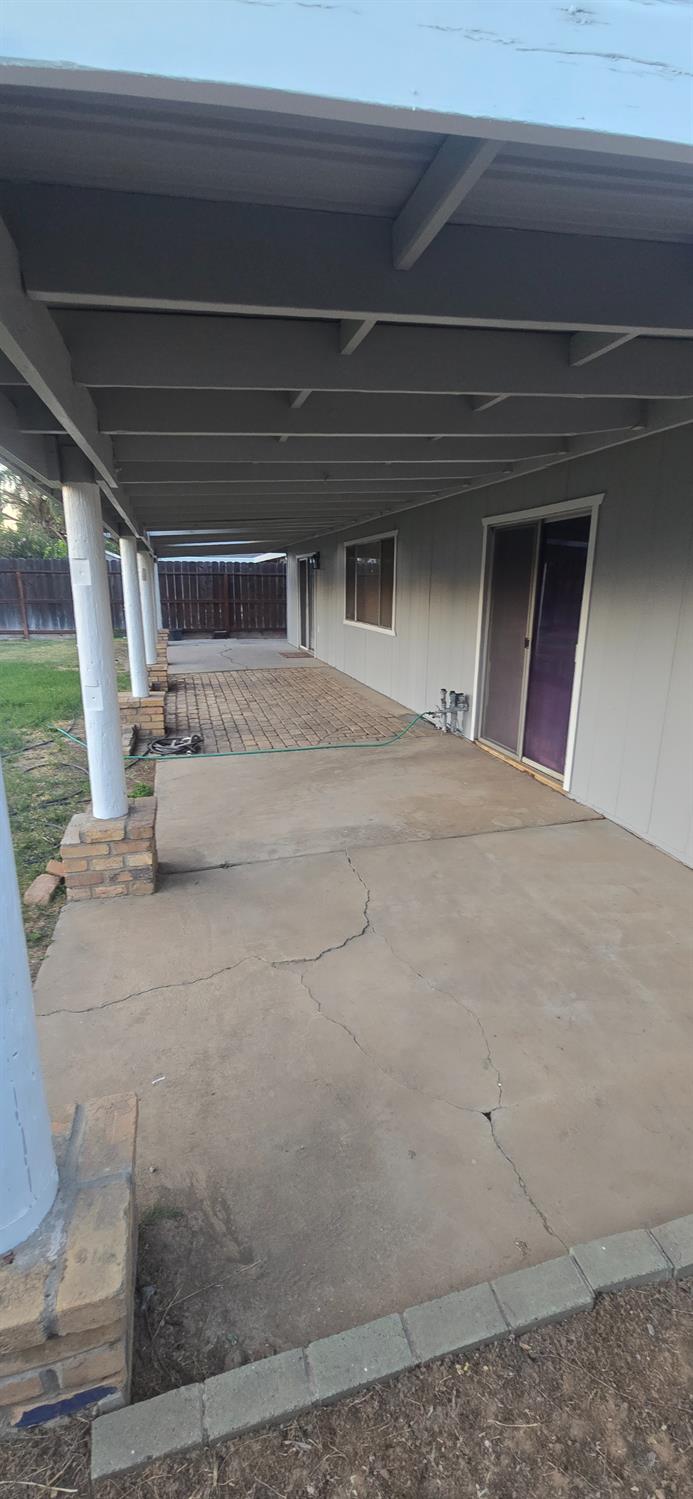 2747 Saratoga Ave, Merced, CA 95340