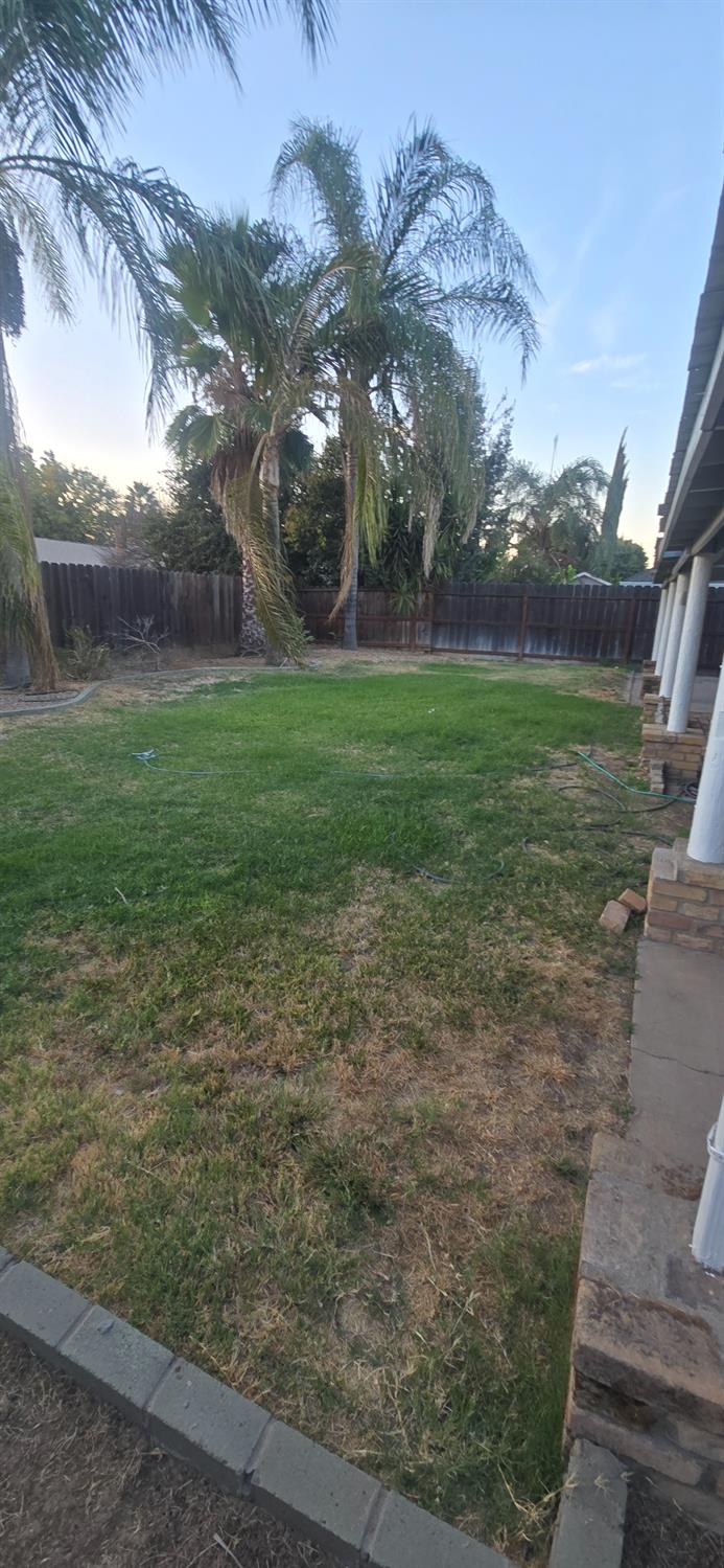 2747 Saratoga Ave, Merced, CA 95340