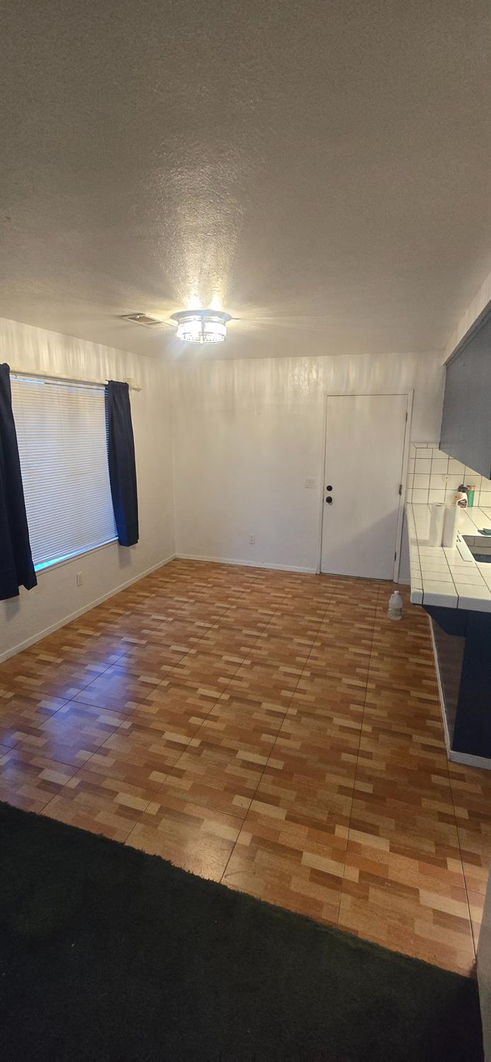 2747 Saratoga Ave, Merced, CA 95340