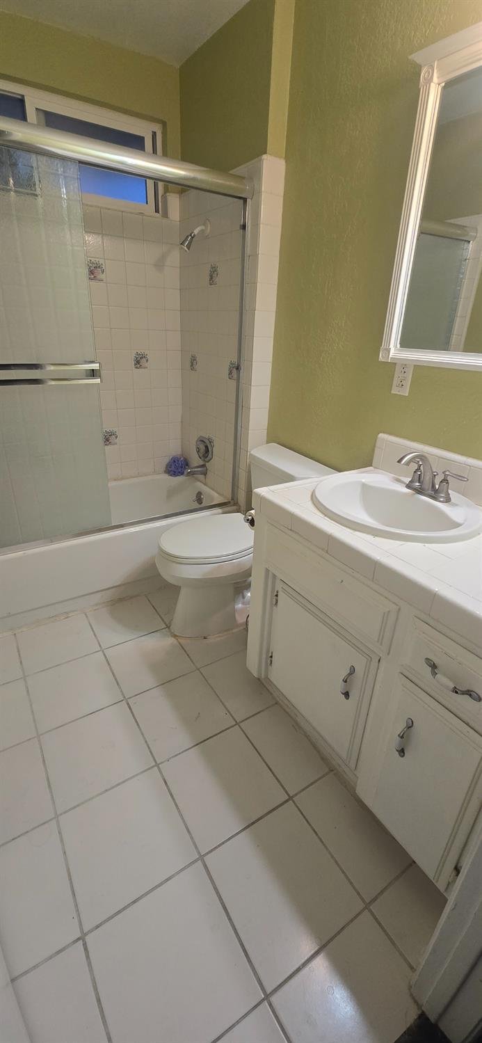 2747 Saratoga Ave, Merced, CA 95340