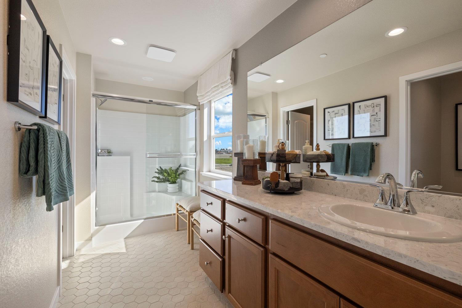 469 Quarto Dr, Turlock, CA 95380