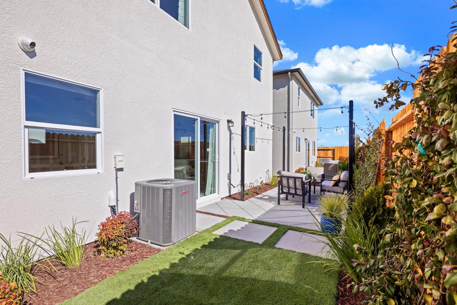 469 Quarto Dr, Turlock, CA 95380