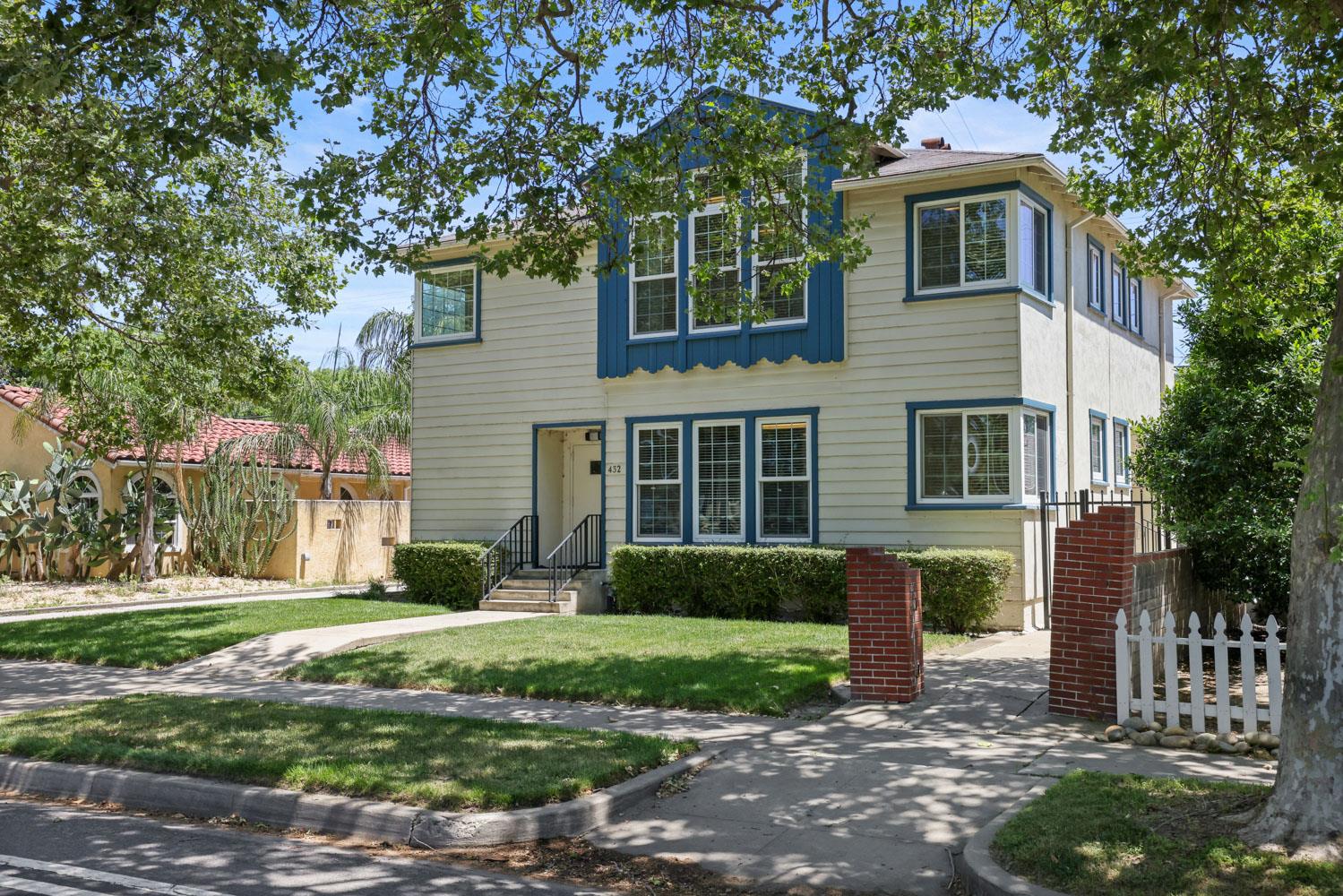 432 College Ave, Modesto, CA 95350