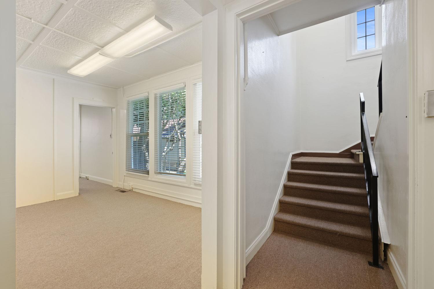 432 College Ave, Modesto, CA 95350